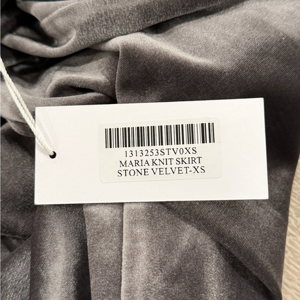 Reformation Women’s Maria Knit Skirt Velvet Stone Size XS $128 - Picture 9 of 10
